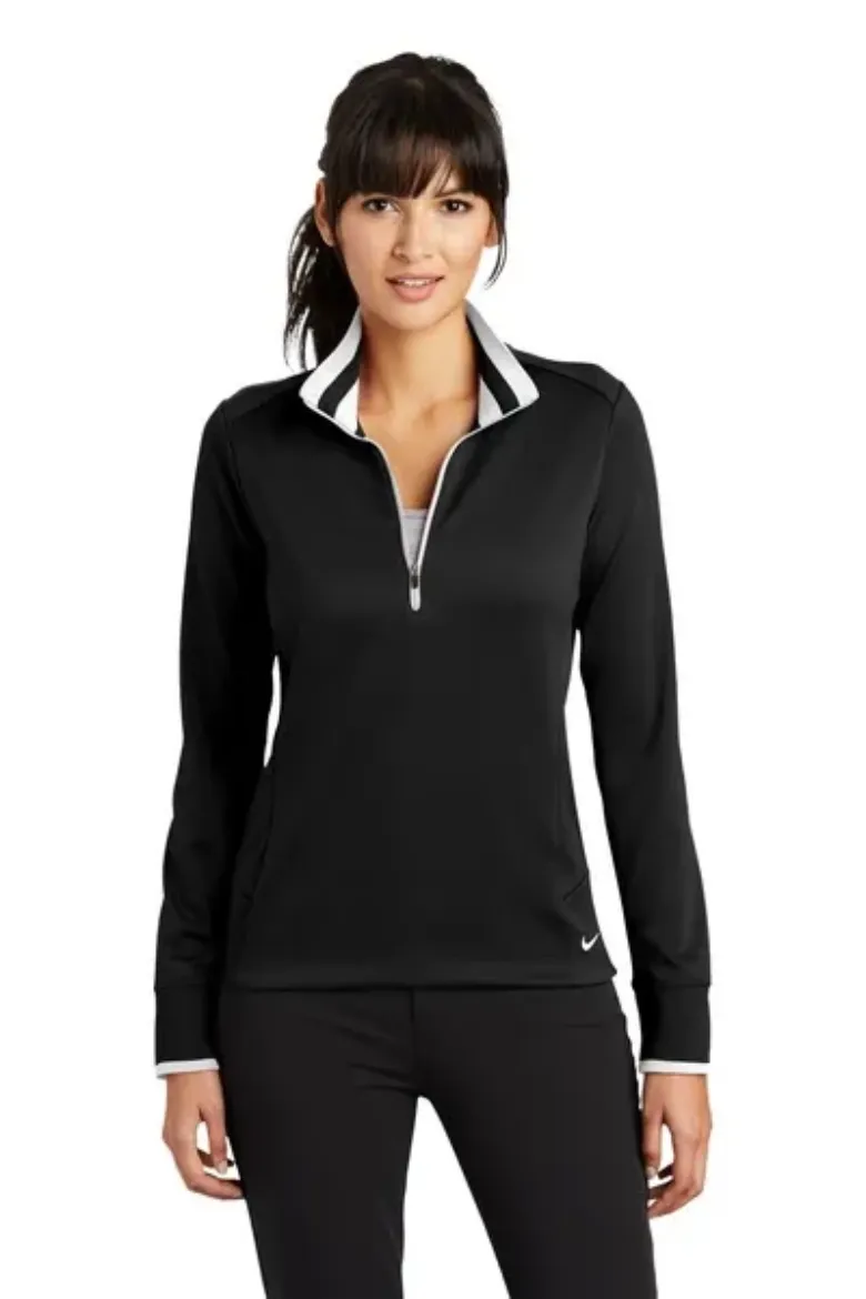 578674_blackwhite_model_front.jpg